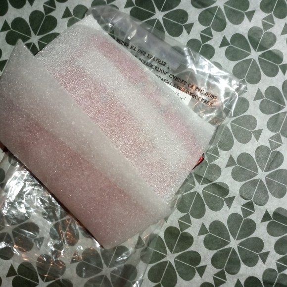 Card holder - Picture 4 of 6